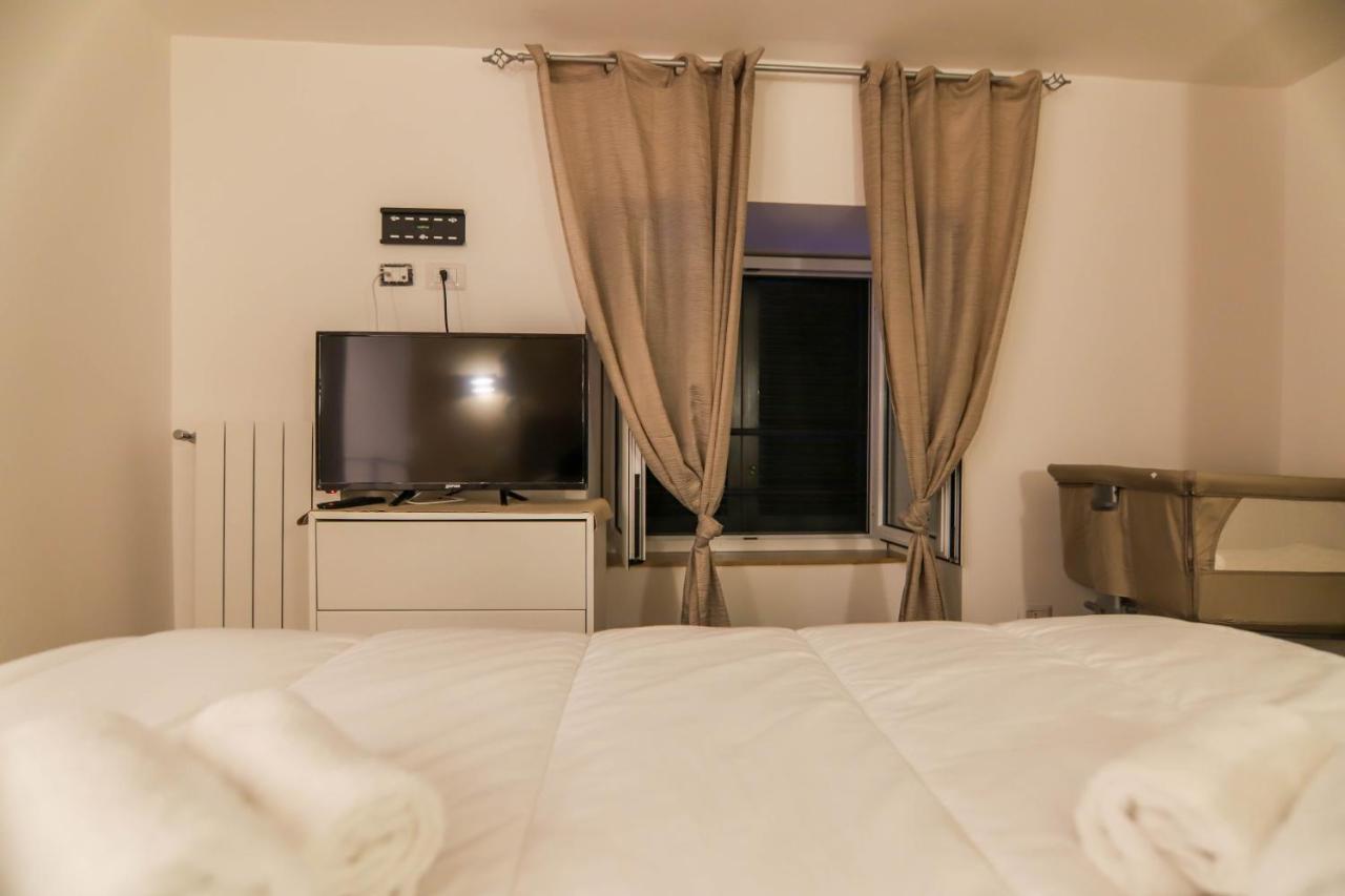 Casa Vacanze Mergellina 84 Chiaia, Stadio Maradona Lungomarecaracciolo Neapol Exteriér fotografie